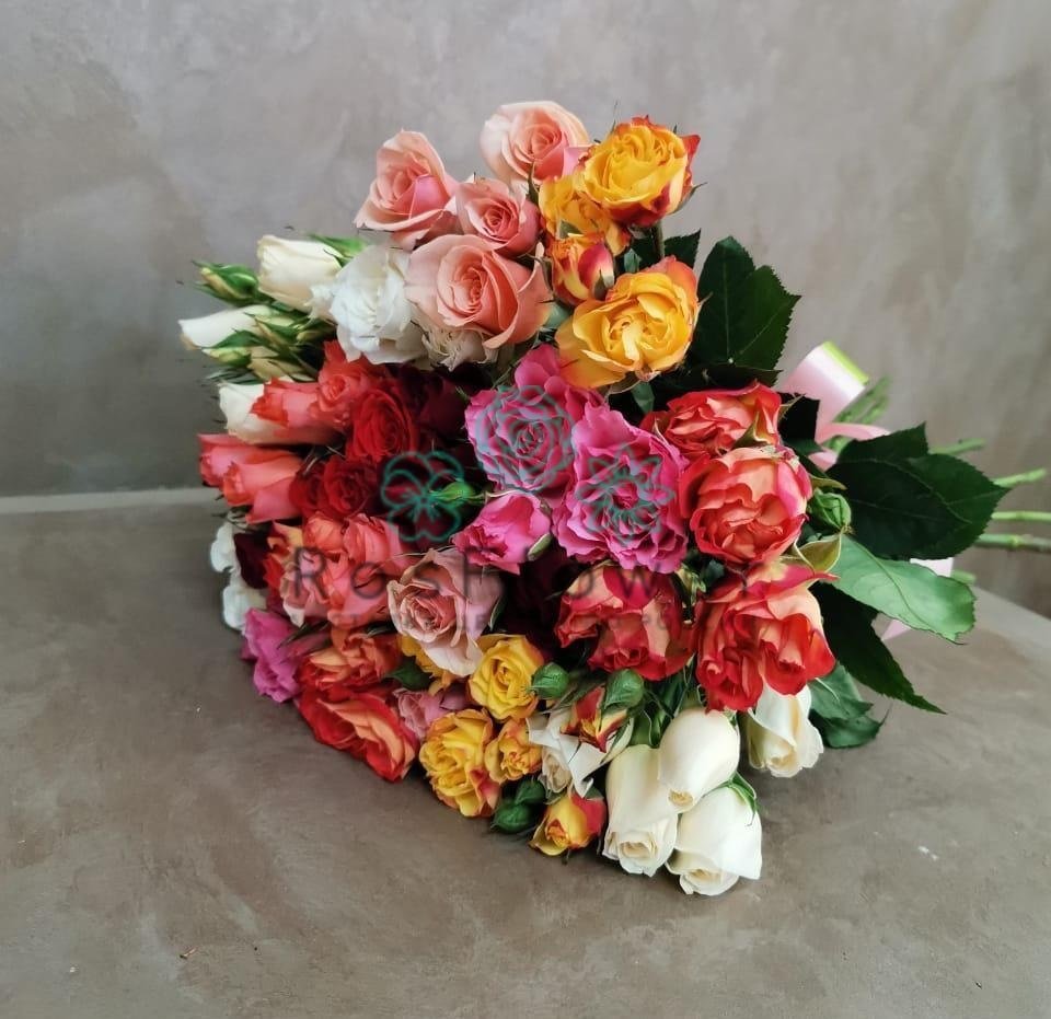 Букет цветов из: Розы в Икше