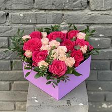 Цветочная композиция из Розы в коробке в Икше