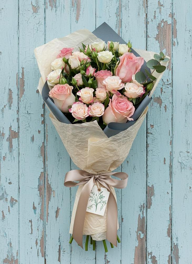 Букет цветов из: Розы в Икше