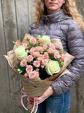 Букет цветов из:  Розы в Икше