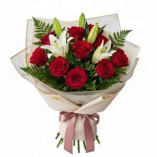 Букет цветов из:  Лилии и Розы в Икше