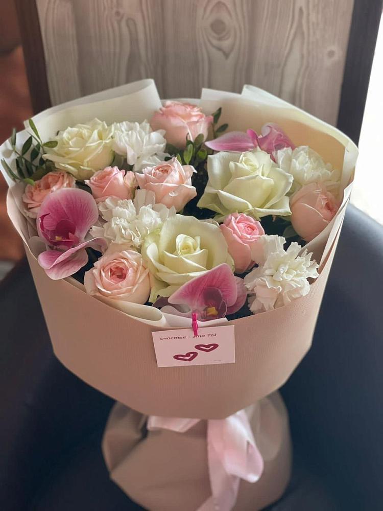 Букет цветов из: Орхидеи, Розы и Гвоздики в Икше