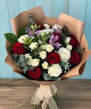 Букет цветов из:  Розы и Альстромерии #REPLACE_PRED# Икше