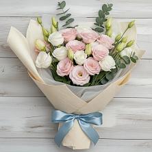 Букет цветов из:  Лизиантусы в Икше