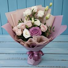 Букет цветов из:  Розы и Лизиантусы в Икше