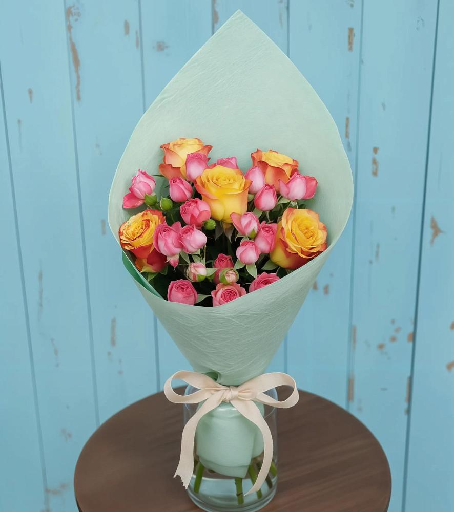 Букет цветов из: Розы в Икше