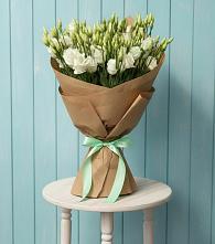 Букет цветов из:  Лизиантусы в Икше