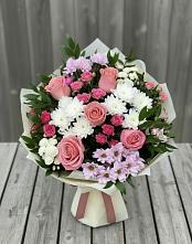 Букет цветов из:  Альстромерии, Гвоздики, Розы и Хризантемы в Икше