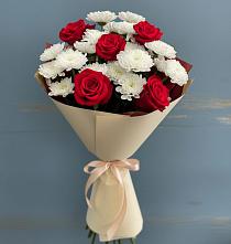 Букет цветов из:  Розы и Хризантемы в Икше