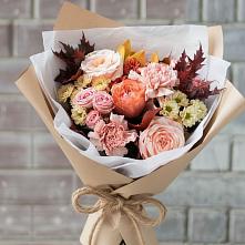 Букет цветов из:  Гвоздики, Хризантемы и Розы в Икше