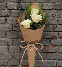 Букет цветов из:  Розы в Икше