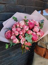 Букет цветов из:  Розы в Икше
