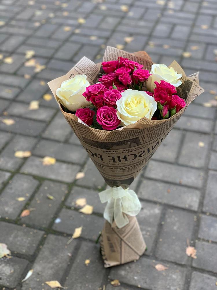 Букет цветов из: Розы в Икше