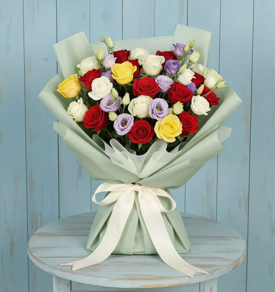 Букет цветов из: Розы в Икше