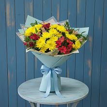 Букет цветов из:  Альстромерии и Хризантемы #REPLACE_PRED# Икше